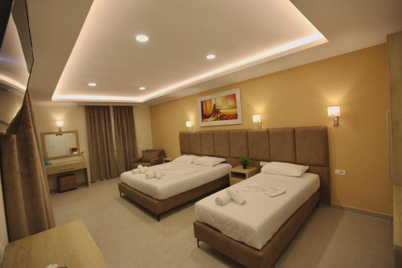 Karos Hotel Llaman Himarë Extérieur photo