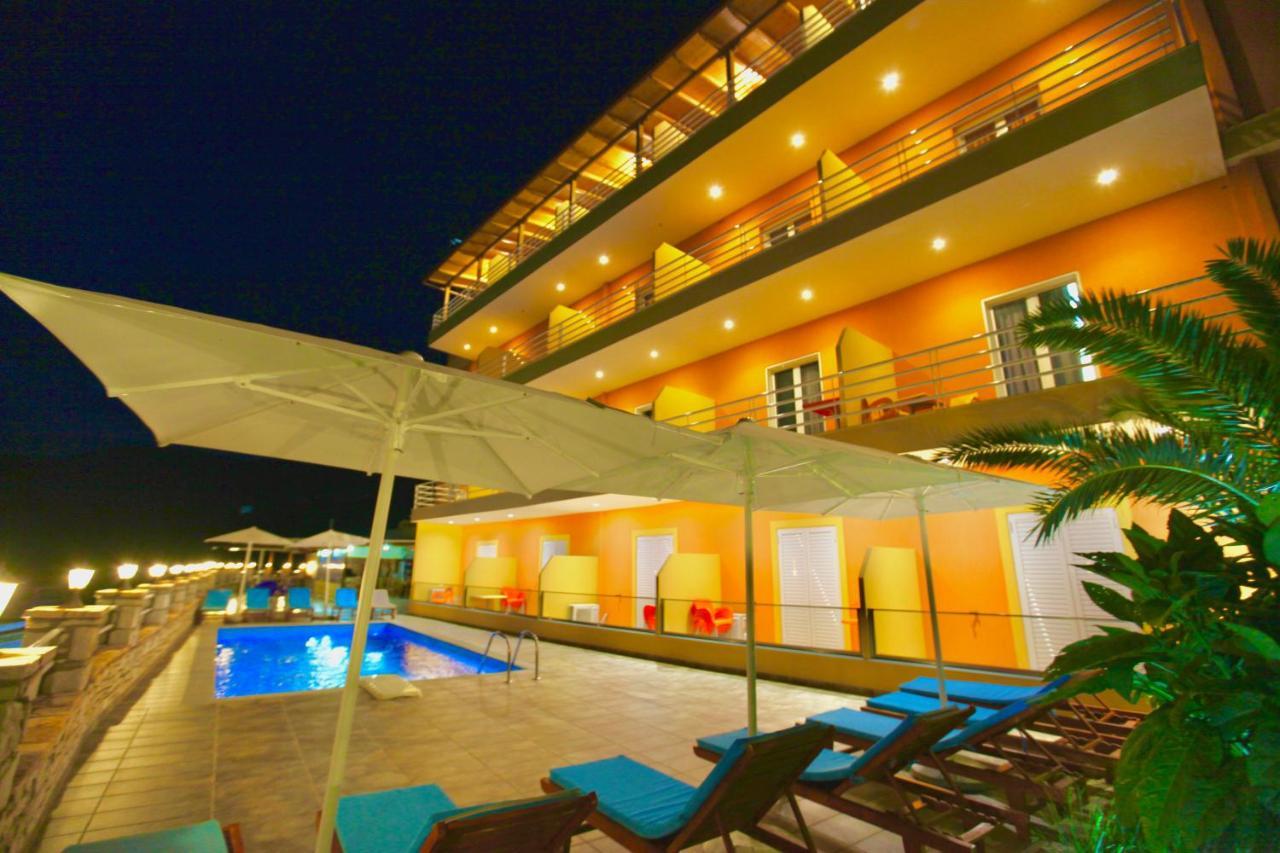 Karos Hotel Llaman Himarë Extérieur photo