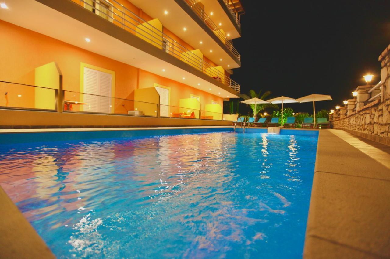 Karos Hotel Llaman Himarë Extérieur photo