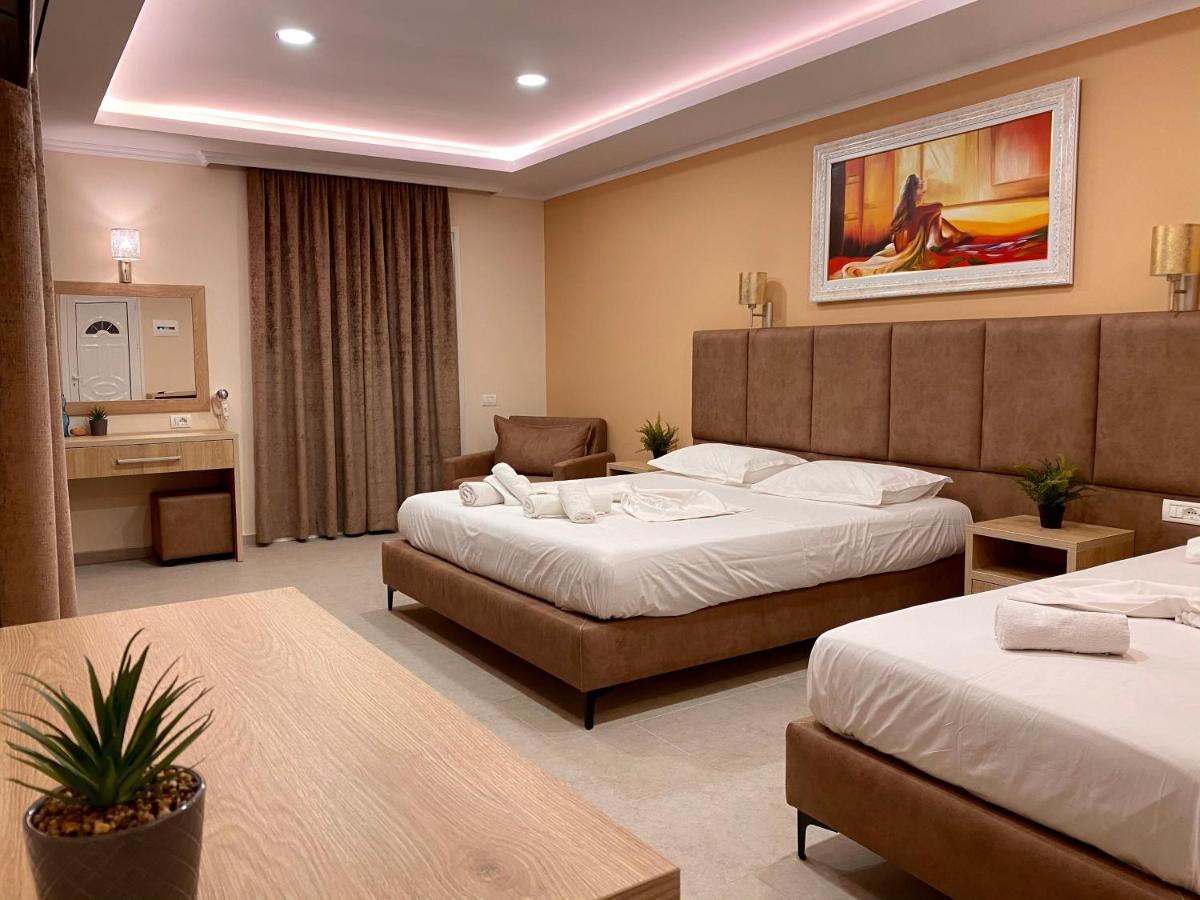Karos Hotel Llaman Himarë Extérieur photo