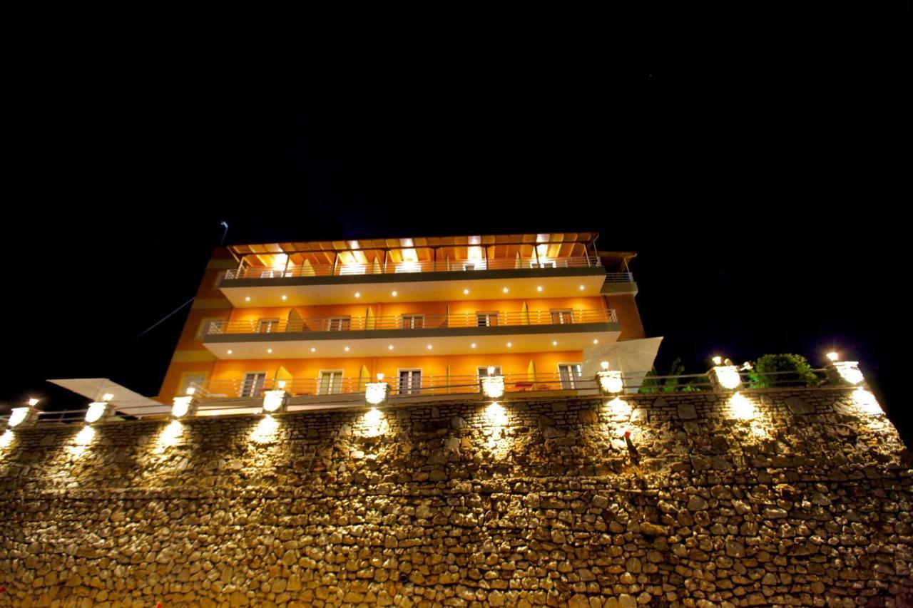 Karos Hotel Llaman Himarë Extérieur photo