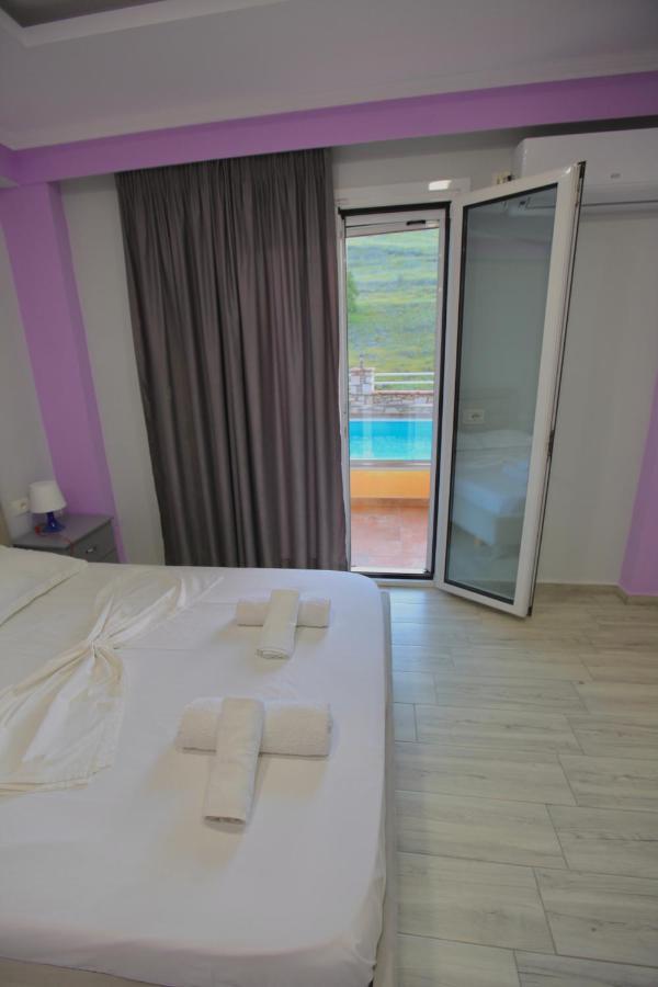 Karos Hotel Llaman Himarë Extérieur photo